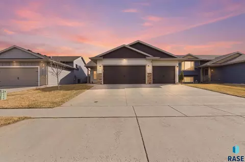 9413 W Liam St, Sioux Falls, SD 57106