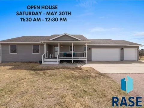 403 Meadowlark Ln, Montrose, SD 57048