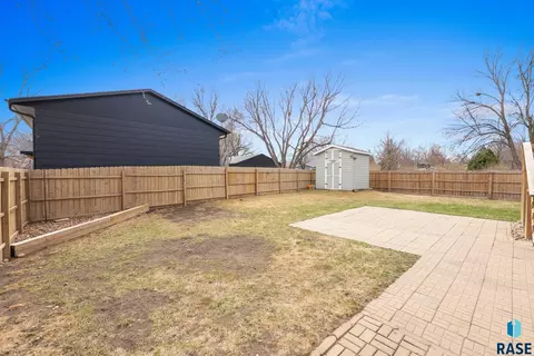 5901 W 58th St, Sioux Falls, SD 57106 photo 10