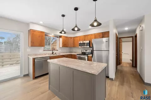 5901 W 58th St, Sioux Falls, SD 57106 photo 17