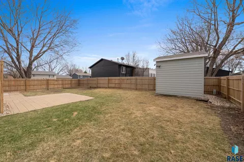 5901 W 58th St, Sioux Falls, SD 57106 photo 6