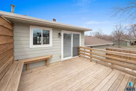 5901 W 58th St, Sioux Falls, SD 57106 photo 14