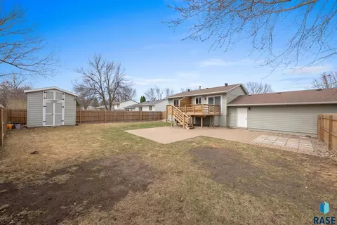 5901 W 58th St, Sioux Falls, SD 57106 photo 9
