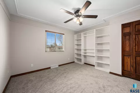 5901 W 58th St, Sioux Falls, SD 57106 photo 32