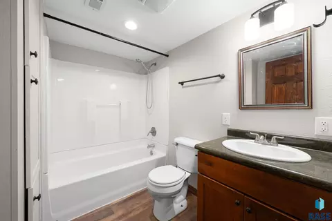 5901 W 58th St, Sioux Falls, SD 57106 photo 40