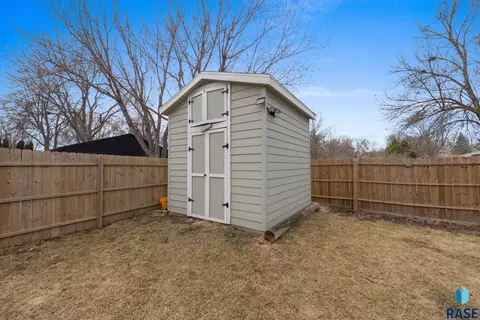 5901 W 58th St, Sioux Falls, SD 57106 photo 7