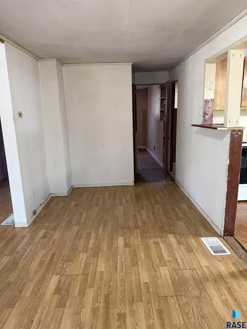 2108 E 30th St N, Sioux Falls, SD 57104 photo 6