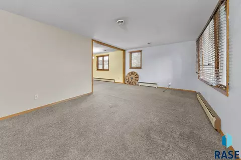 Living - 2415 E Franklin St, Pierre, SD 57501 photo 1 of 3