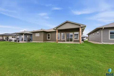 Exterior - 2413 E Brek St, Brandon, SD 57005 photo 2 of 5