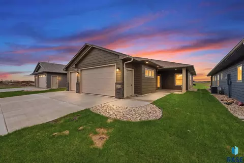 Exterior - 2413 E Brek St, Brandon, SD 57005 photo 5 of 5