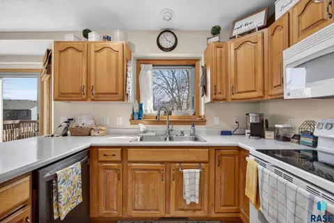 4219 E 37th St, Sioux Falls, SD 57103 photo 19