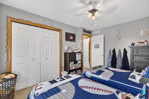 4219 E 37th St, Sioux Falls, SD 57103 photo 7