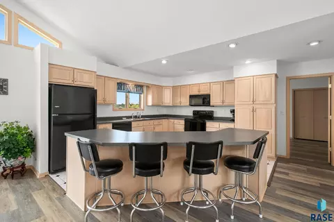 Kitchen - 200 Best Point Dr, Madison, SD 57042 photo 9 of 11