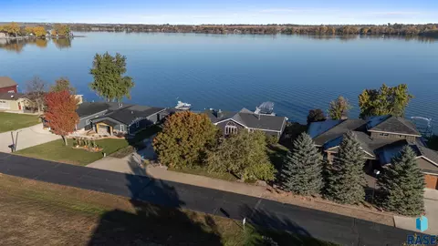 View/Area - 200 Best Point Dr, Madison, SD 57042 photo 6 of 8