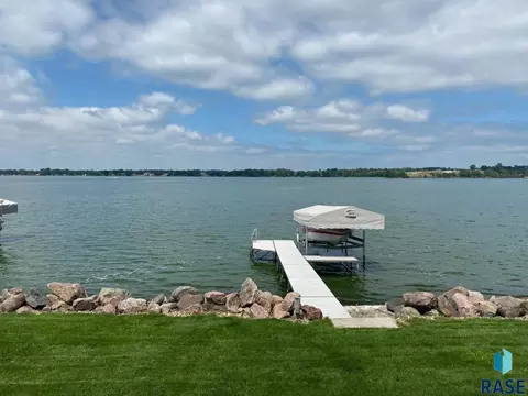View/Area - 200 Best Point Dr, Madison, SD 57042 photo 1 of 8