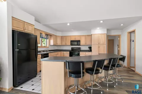 Kitchen - 200 Best Point Dr, Madison, SD 57042 photo 11 of 11