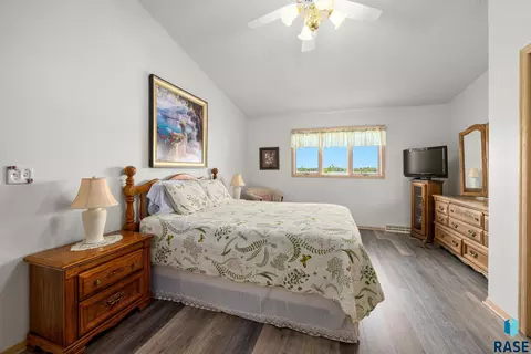 Bedroom - 200 Best Point Dr, Madison, SD 57042 photo 3 of 4