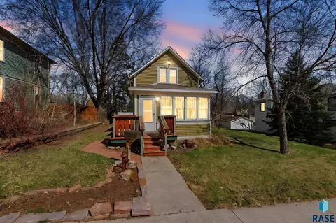 Exterior - 306 E 7th St, Dell Rapids, SD 57022 photo 11 of 11