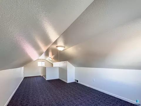 Bedroom - 1221 E 12th St, Sioux Falls, SD 57103 photo 4 of 11