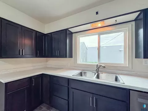 Kitchen - 1221 E 12th St, Sioux Falls, SD 57103 photo 2 of 7