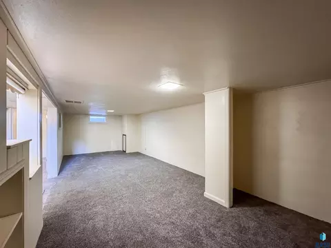 Other - 1221 E 12th St, Sioux Falls, SD 57103 photo 4 of 12