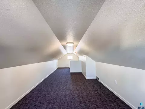 Other - 1221 E 12th St, Sioux Falls, SD 57103 photo 3 of 12
