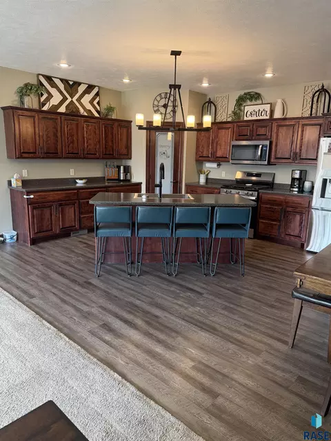 105 E 7th St, Dell Rapids, SD 57022 photo 32