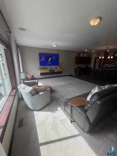 105 E 7th St, Dell Rapids, SD 57022 photo 45