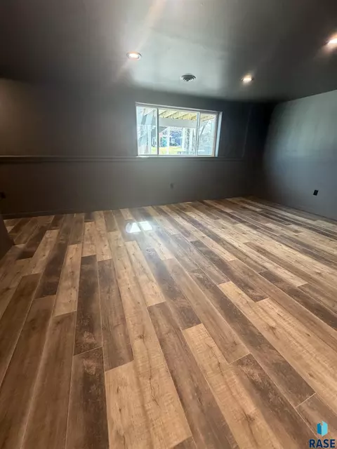 105 E 7th St, Dell Rapids, SD 57022 photo 65
