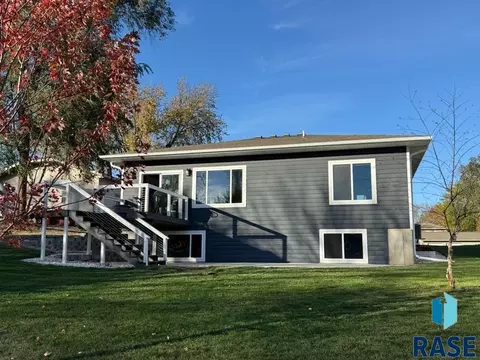 105 E 7th St, Dell Rapids, SD 57022 photo 19