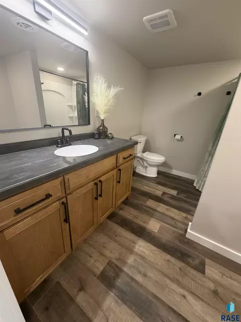 105 E 7th St, Dell Rapids, SD 57022 photo 66