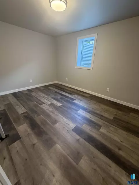 105 E 7th St, Dell Rapids, SD 57022 photo 71