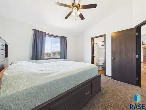 1724 E Tracy Ln, Sioux Falls, SD 57103 photo 21