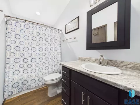 1724 E Tracy Ln, Sioux Falls, SD 57103 photo 22