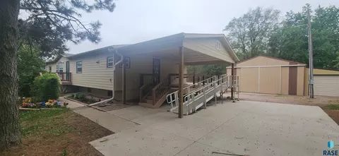 24253 467a Ave, Dell Rapids, SD 57022
