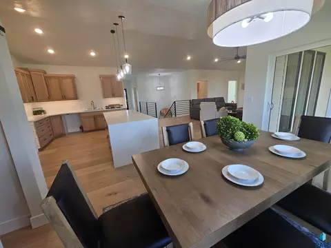 8412 E Spearfish Ct, Sioux Falls, SD 57110 photo 20