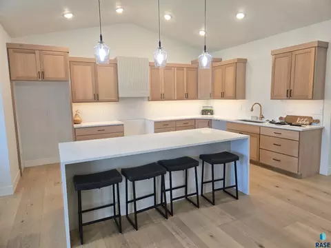 8412 E Spearfish Ct, Sioux Falls, SD 57110 photo 23