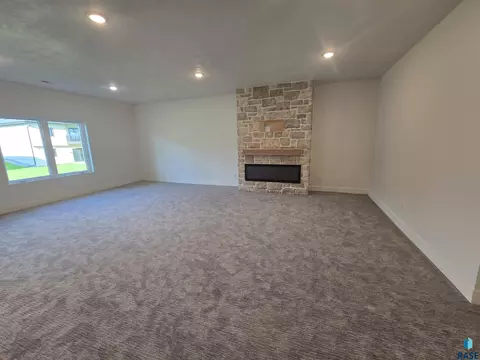 8412 E Spearfish Ct, Sioux Falls, SD 57110 photo 38