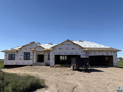 Exterior - 46644 Prairie Dr, Tea, SD 57064 photo 5 of 7
