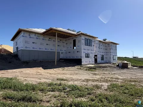 Exterior - 46644 Prairie Dr, Tea, SD 57064 photo 7 of 7