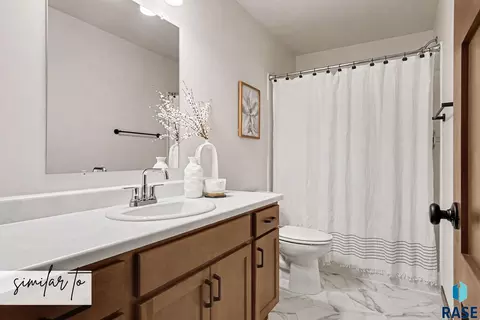 Bath - 6205 S Ruby Jean Pl, Sioux Falls, SD 57108 photo 1 of 2