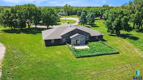 Exterior - Sd-46, Beresford, SD 57004 photo 3 of 6