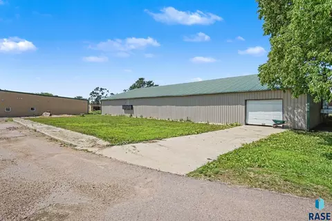 Exterior - Sd-46, Beresford, SD 57004 photo 5 of 6