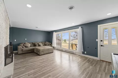 Living - 1409 S Splitrock Blvd, Brandon, SD 57005 photo 3 of 3