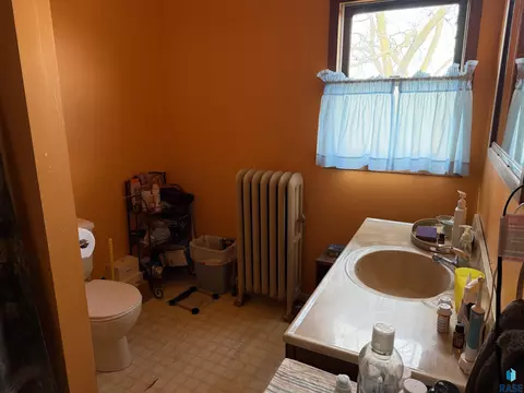 Bath - 29176 458th Ave, Viborg, SD 57070 photo 1 of 2