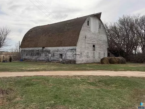 Other - 29176 458th Ave, Viborg, SD 57070 photo 2 of 11