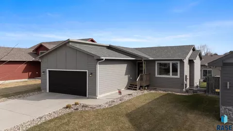 6617 W Amber St, Sioux Falls, SD 57107