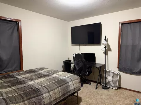 200 E 1st St, Marion, SD 57043 photo 15