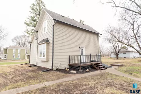 201 4th St, Worthing, SD 57077 photo 21