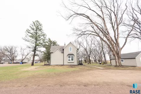 201 4th St, Worthing, SD 57077 photo 22